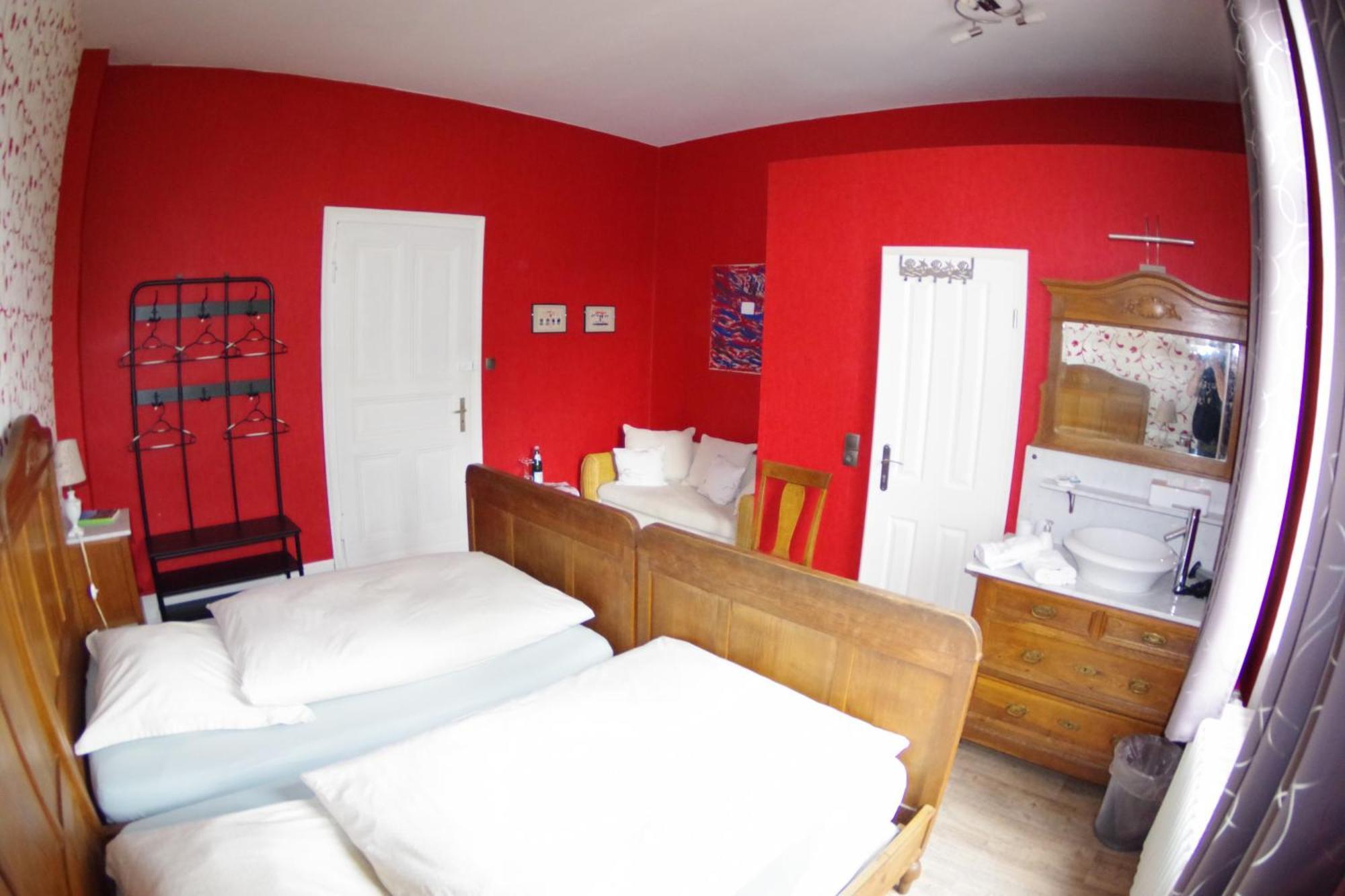 Wohnen im Burghotel Lorch am Rhein Zimmer foto
